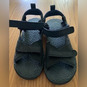 Men’s Greatland P237 Black sz 9 Sandals Shoes